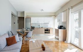 Helios Sunny Comfortable Apartment